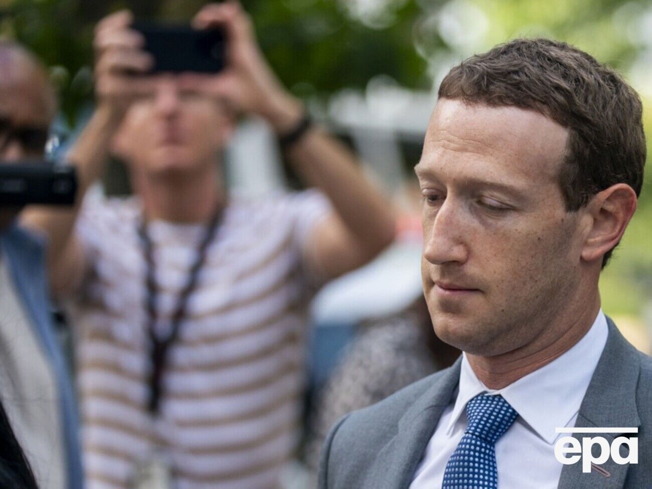 Цукерберг ведет активный образ жизни