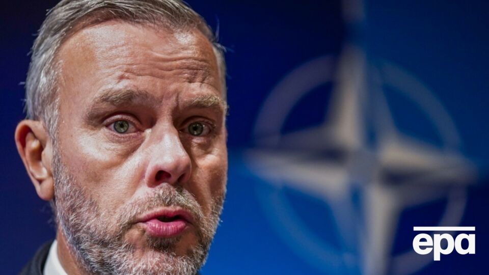 Бауер заявив про виснаження запасів зброї країн НАТО