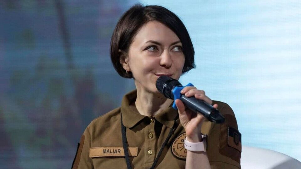 Маляр із серпня 2021 року до вересня 2023-го обіймала посаду заступника міністра оборони України