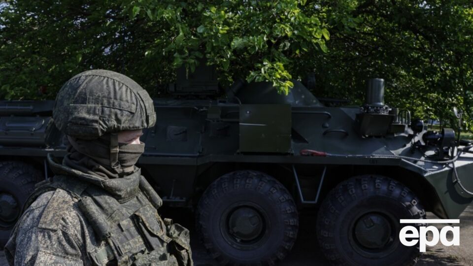 Російські окупанти вивозять дітей з України