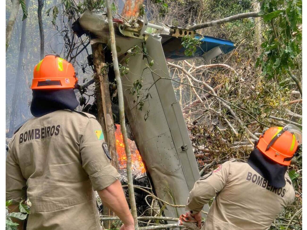 Пожежники зазначили, що гасити літак було складно
