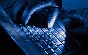 В результате атаки пострадали сотрудники министерства юстиции и различных подразделений министерства обороны США