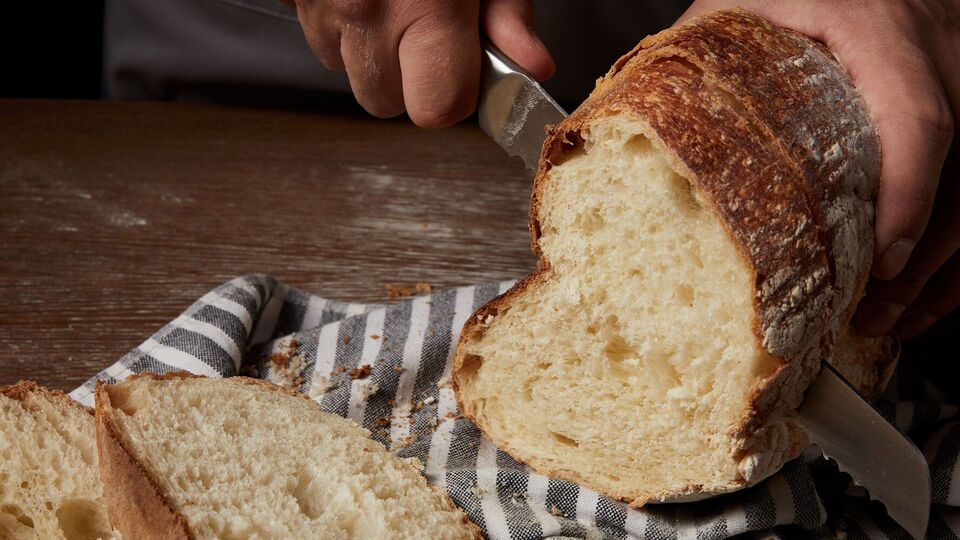 Для хранения хлеба следует использовать натуральную ткань