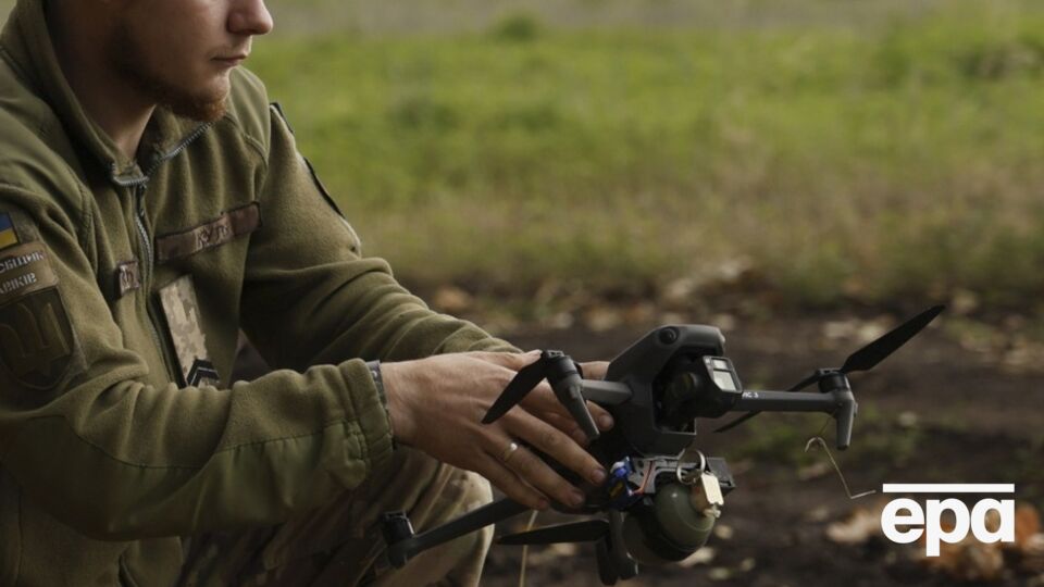 Військові активно застосовують техніку на фронті