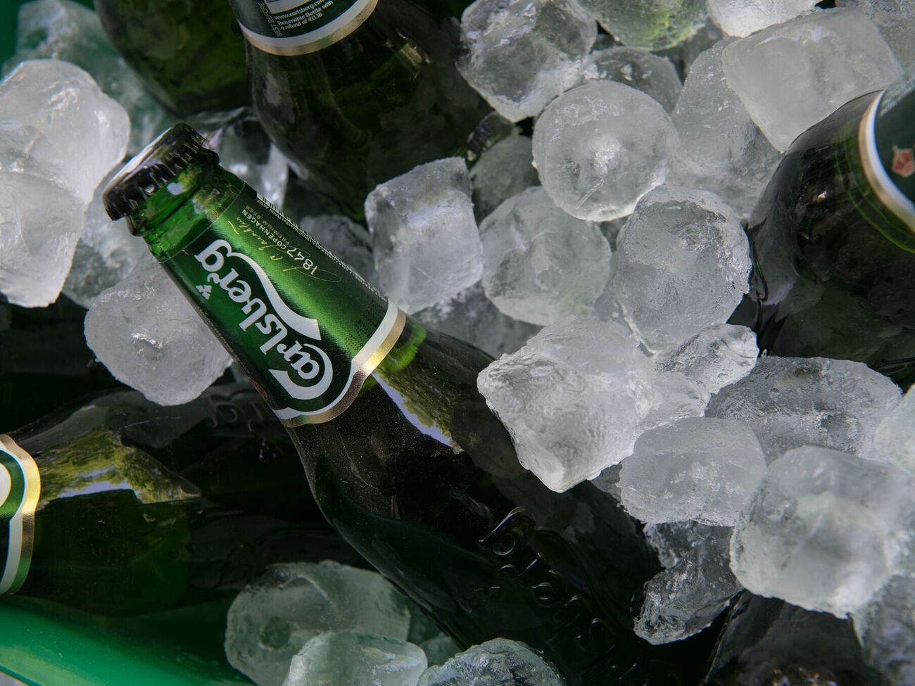 О решении уйти из РФ из-за развязанной войны в Украине Carlsberg объявила 28 марта 2022 года