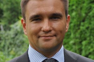 Внешняя политика Вашингтона стала жертвой внутренней. И до президентских выборов в ноябре следующего года ничего не изменится