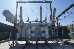Україна хоче убезпечити частину своїх нових трансформаторів від ракетних ударів РФ, залишивши їх тимчасово за кордоном