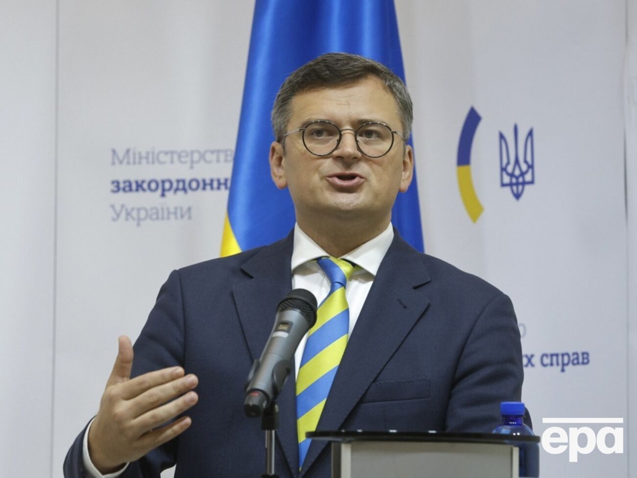 Кулеба (на фото) повідомив, що обговорив із главою МЗС Швеції євроінтеграцію України