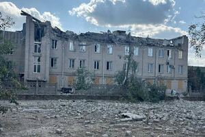 Унаслідок ворожого удару по лікарні постраждало двоє медпрацівників