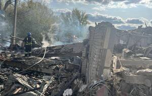 Оккупанты ударили по магазину в Харьковской области, известно о 49 погибших