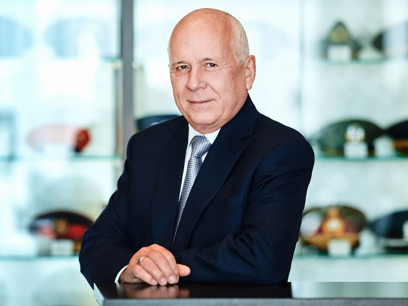 Чемезов снабжает вооружение российской армии