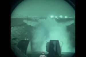 Окупанти намагалися переслідувати спецпризначенців надводними швидкохідними патрульними катерами за підтримки авіації, зазначили в ГУР МО