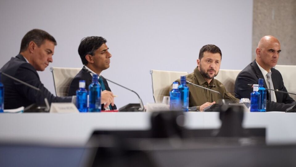 Зеленський: Ми маємо перемогти в Україні, щоб Путін не зміг масштабувати агресію