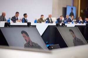 Найнебезпечніший ворог той, який зробив висновки й підготувався до наступного удару, вважає президент України