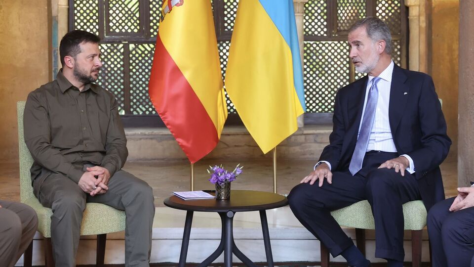 Король Филипп VI в ходе встречи с Зеленским выразил восхищение украинским народом, который оказывает сопротивление российской агрессии, отметили в ОПУ