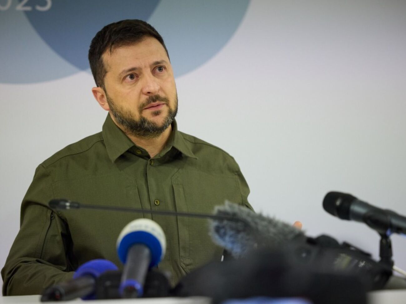 Укрепление оборонной мощи украинской армии – главное средство, которое может предотвратить удары оккупантов, считает президент