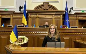 Підласа понад 10 годин провела на трибуні