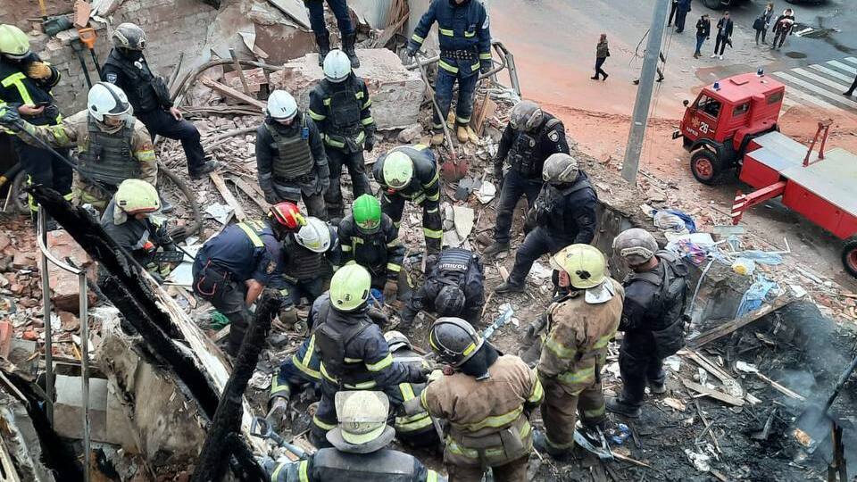 За попередніми даними, унаслідок ворожої атаки постраждало 16 людей