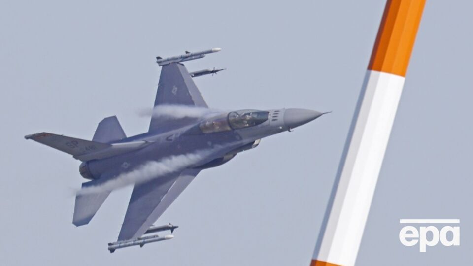 За словами Ігната, F-16 можуть модернізувати на підприємствах у США та Європі