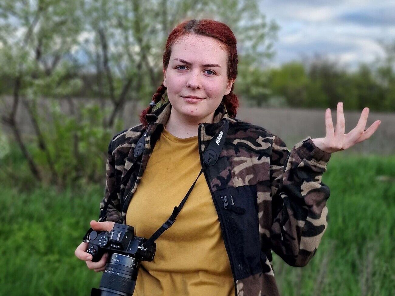 Как парамедик с позывным Пташка Полищук стала известна весной 2022 года, когда в соцсетях появилось видео с ее участием, снятое в подвалах "Азовстали"