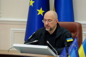 Кабмин Украины проводит работу по поиску кандидата на дожность министра культуры, отметил Шмыгаль