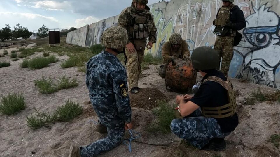 Наявність у Чорному морі великої кількості російських мін було враховано під час відкриття гуманітарного коридору, зазначила Гуменюк