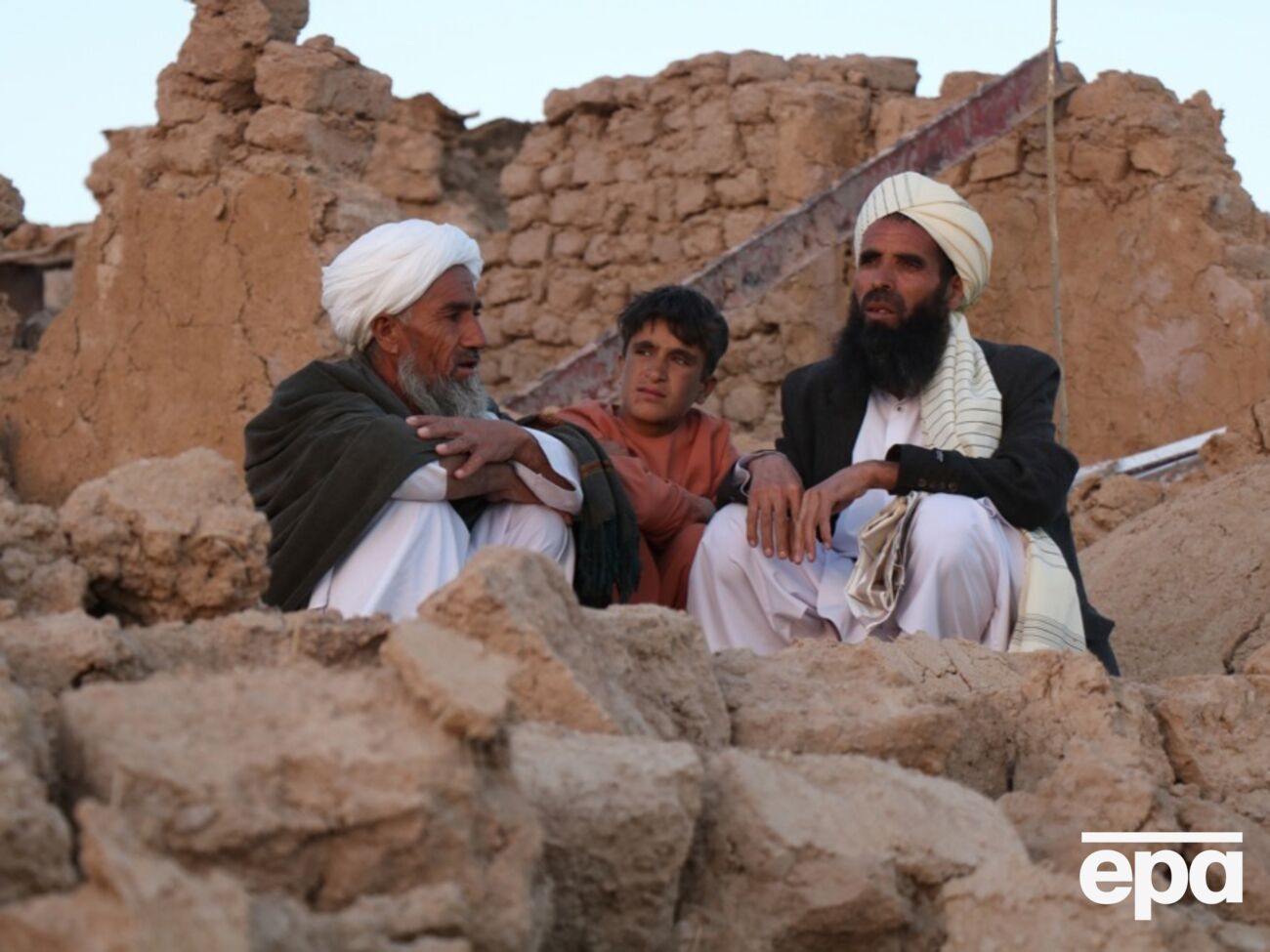 В Афганістані житло будують зокрема із глини, землетрус може його зруйнувати, зазначають ЗМІ