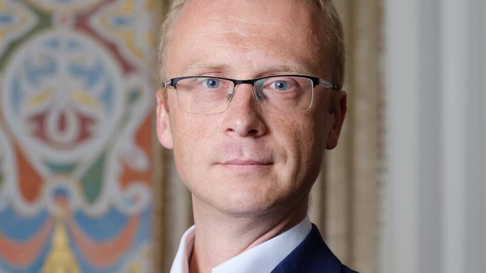 Ніколенко наголосив, що оперативний штаб МЗС України з надання допомоги українцям в Ізраїлі працює в цілодобовому режимі