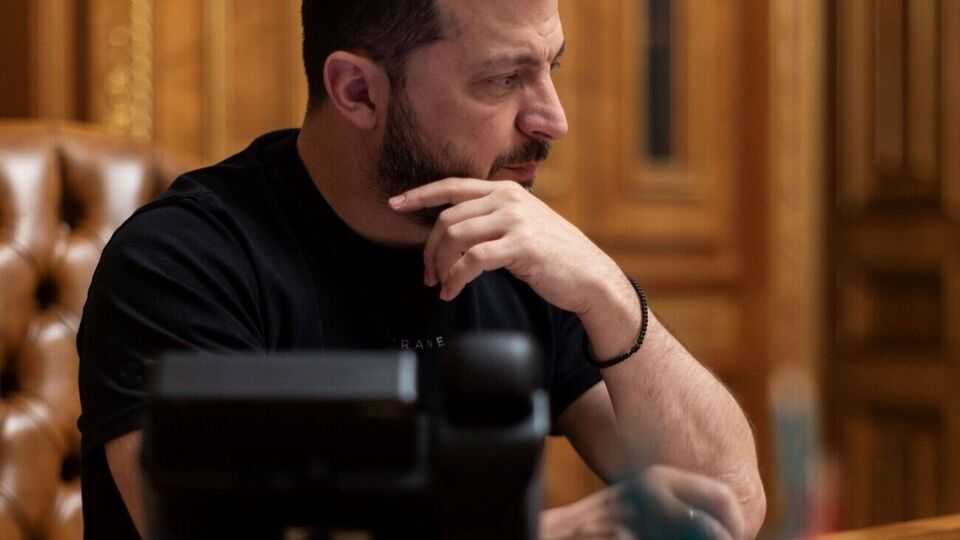 Зеленський: Сьогодні від нас пішла справді народна артистка України