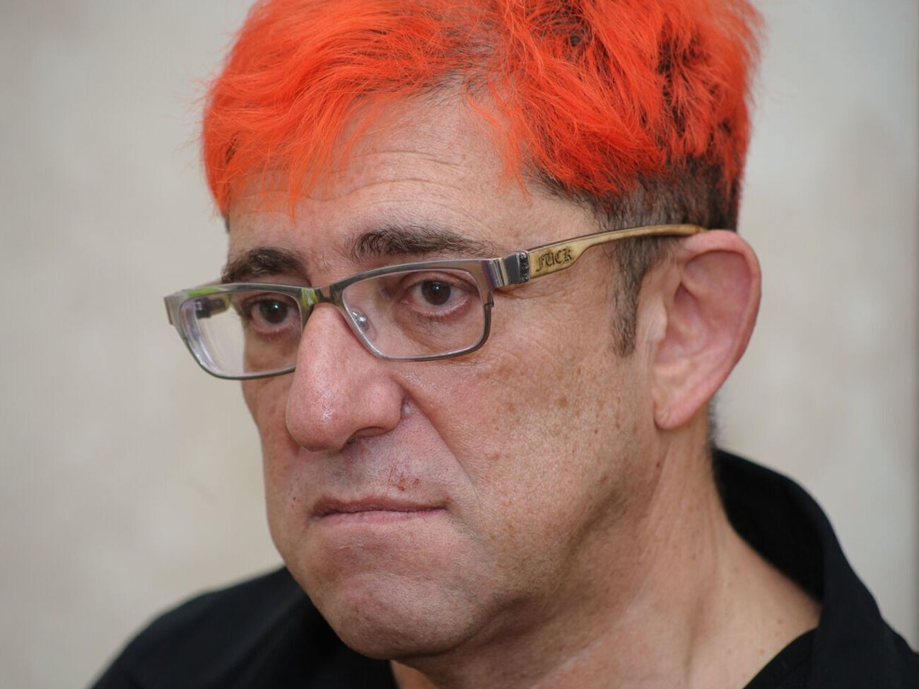 Наверное, я бы сейчас вылетел в Израиль. Когда Израиль в опасности, евреи всего мира стекаются домой. Но у меня бетонная отмазка – я уже дома, и у меня дома война