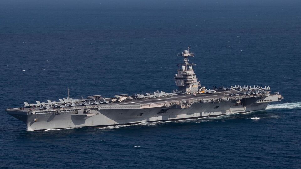 СМИ называют USS Gerald R. Ford "новейшим и самым совершенным" авианосцем США