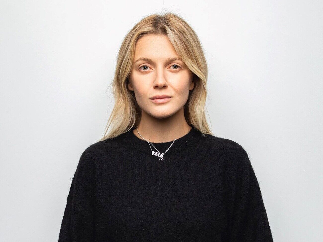 Kola: Я не понимаю, что делать. Нахожусь в чужой стране, где неадекватные соседи-ироды со всех сторон