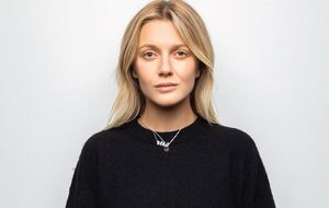 Kola: Я не понимаю, что делать. Нахожусь в чужой стране, где неадекватные соседи-ироды со всех сторон