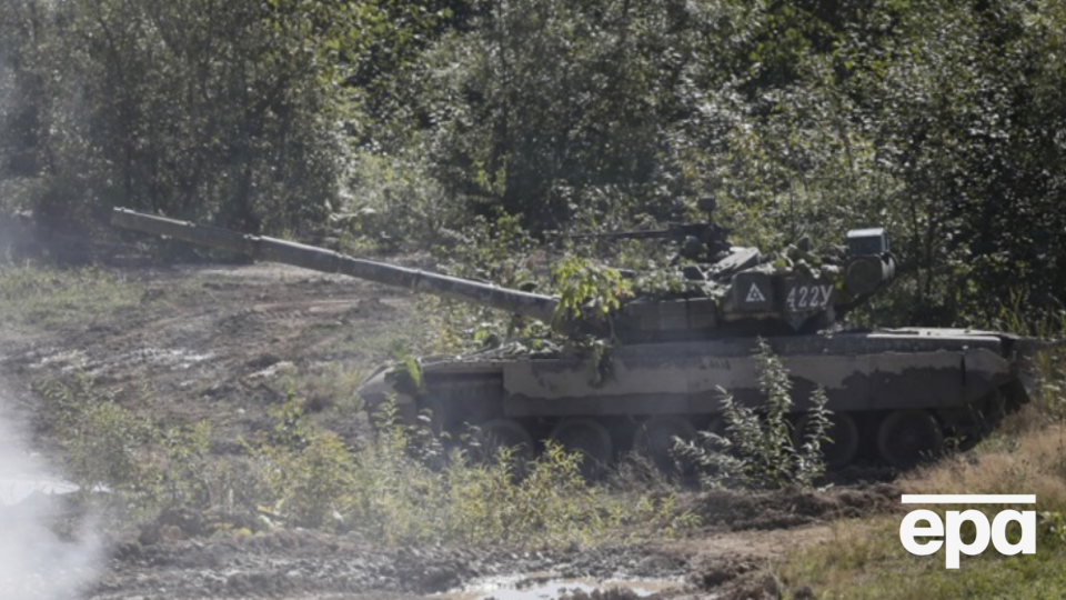 Окупанти втратили черговий танк Т-90