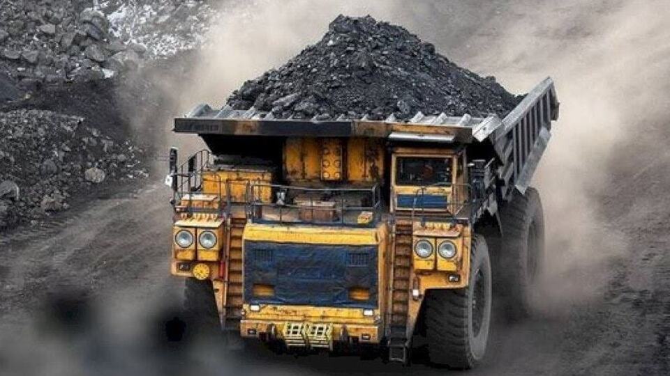 Справа стосується завдання збитків споживачам електроенергії через завищену вартість вугілля