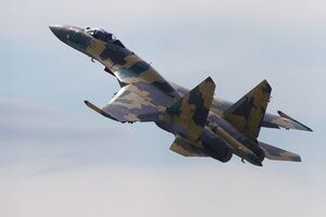 Российские войска активно бомбят Украину, используя истребители Су-35