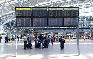 Аэропорт не работал примерно полтора часа