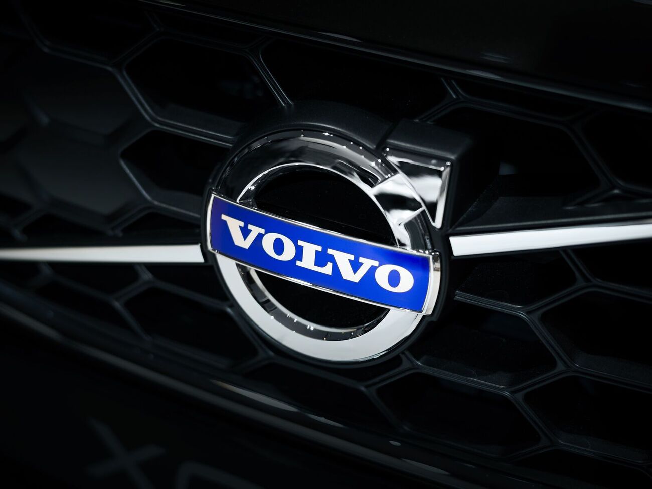 В дилерском центре РФ сообщили, что Volvo On Call не работает с 25 сентября