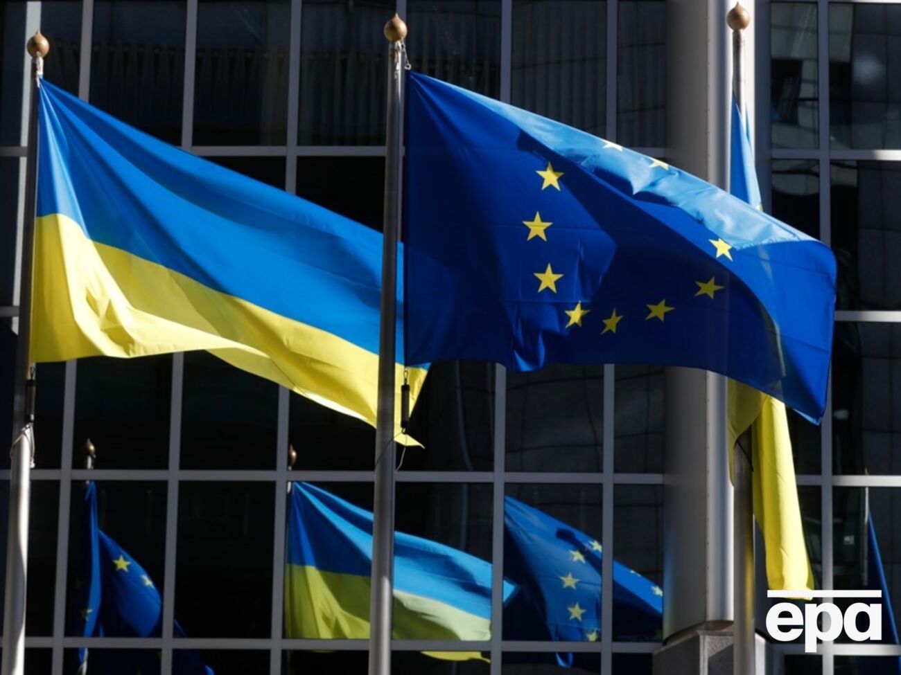 ЕС в ответ на российское вторжение предоставил Украине €82 млрд в качестве помощи, отметила 7 октября глава ЕК фон дер Ляйен
