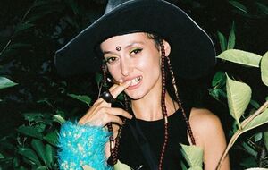 Паш: Не нужны конфеты, только ваши пожертвования