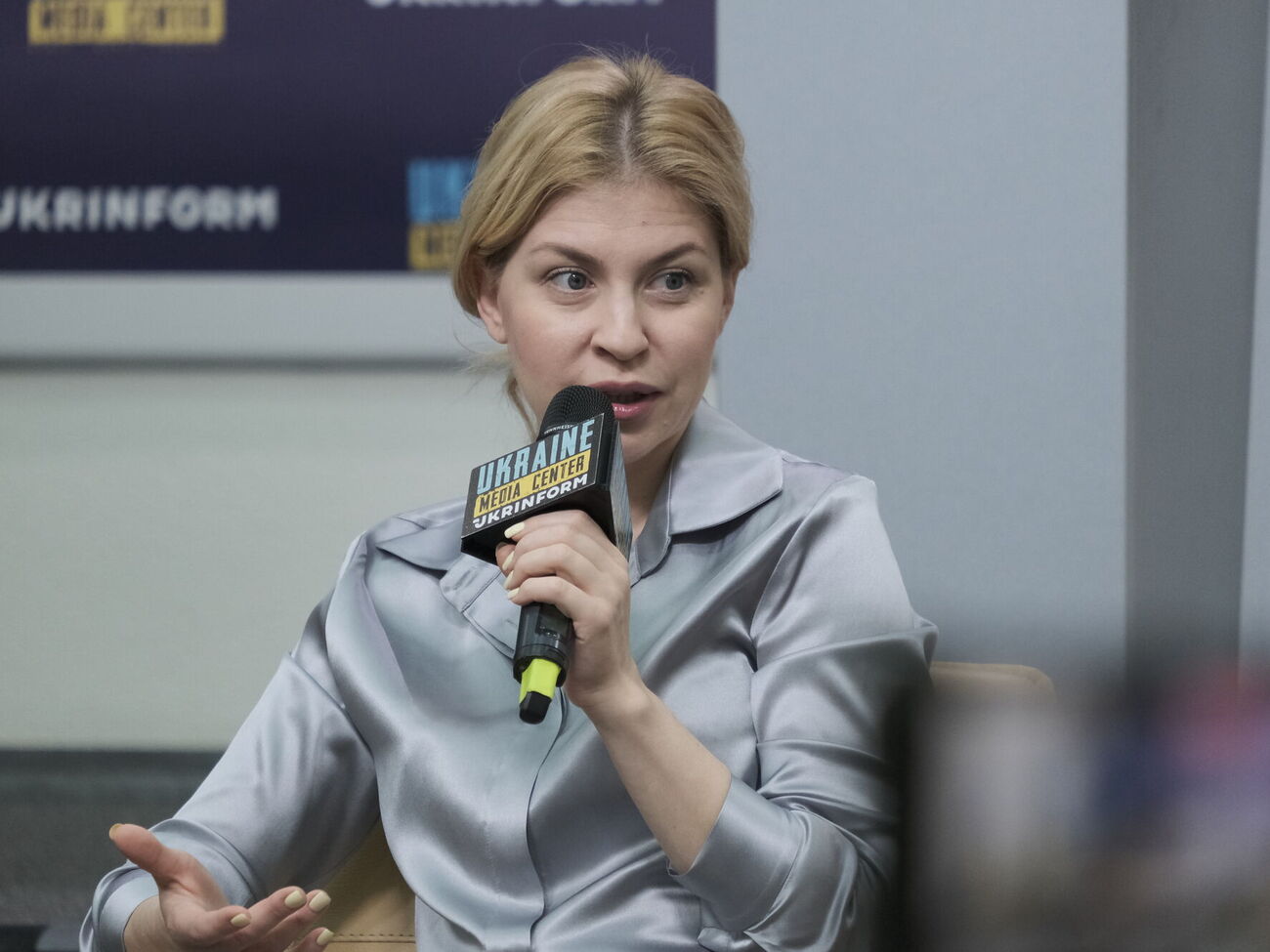 Четыре рекомендации в отчете ЕК не имеют связи с политическим решением, которое будет приниматься в декабре на саммите ЕС, отметила Стефанишина