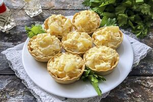 Кошики подають холодними