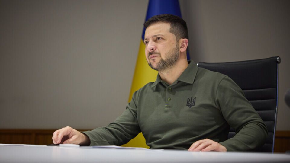 Зеленский о Херсоне: Будет усиление противовоздушной обороны, средств контрбатарейной борьбы, РЭБ и разведки