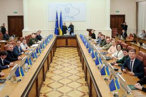 Доходы бюджета Украины на 2024 год составят 1 трлн 780 млрд грн, а граждане и бизнес уплатят в целом 1 трлн 570 млрд грн налогов, отметил Шмыгаль