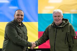 Умеров встретился с Анушаускасом