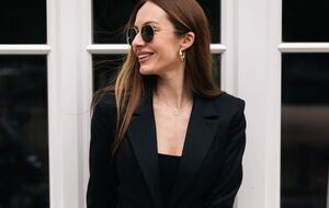 Дорофеева с 2020 года выступает как сольная певица