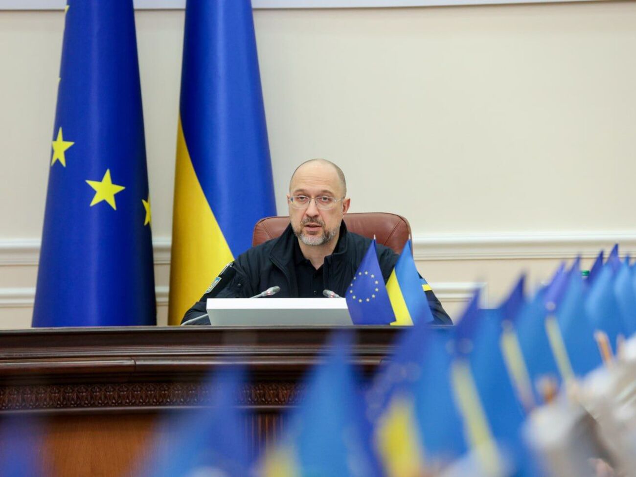 В МВФ отметили прогресс Украины в выполнении обязательств в рамках программы EFF и преданность реформам, отметил Шмыгаль