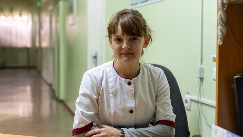 Для продления больничного нужно прийти на личный прием