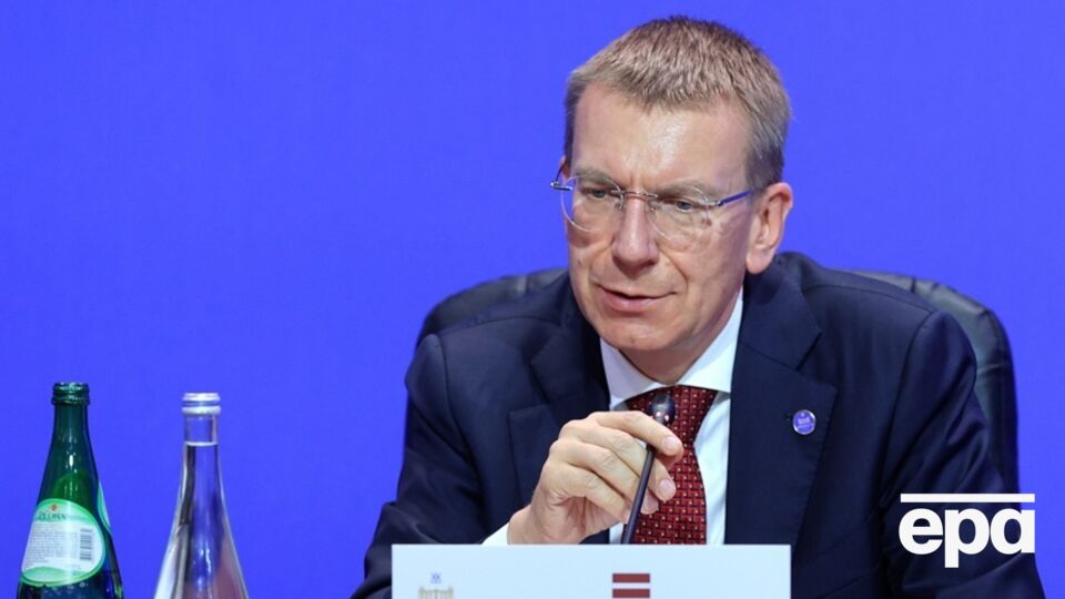 Ринкевичс подчеркнул, что мир должен продолжать поддерживать Украину
