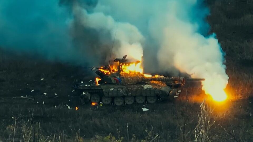 Українські військові знищили ще один танк окупантів